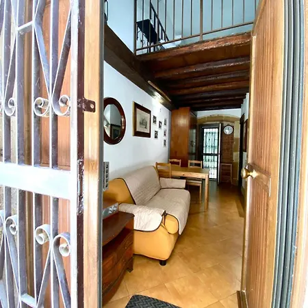 Holiday home Carini House *
